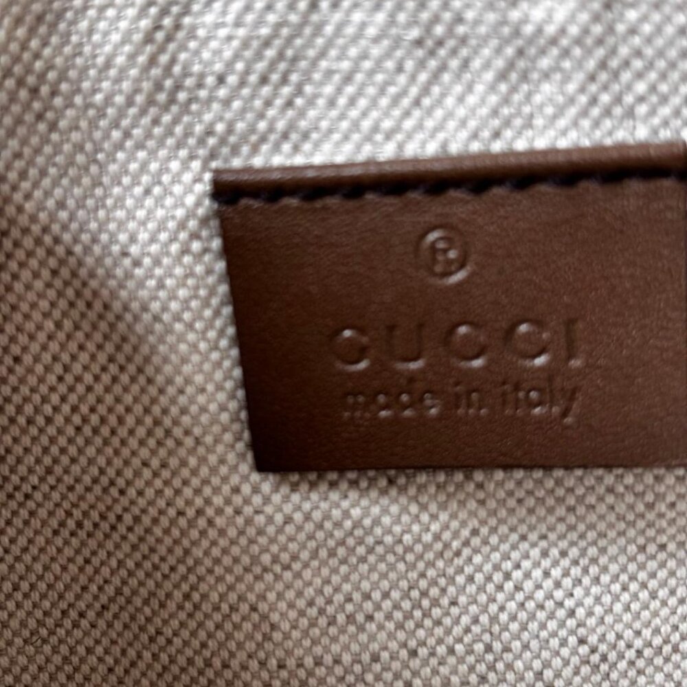 Authentic Gucci GG Canvas Tote Bag with Attached Gucci Leather Pouch - Picture 14 of 14